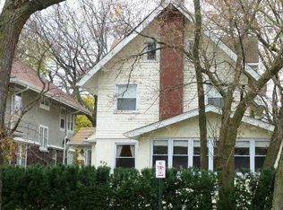 872 Sheridan Rd, Evanston, IL 60202