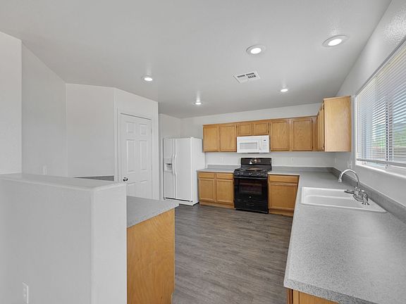 5th image of 3016 Leonetti Ct