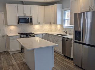 3545 N Newcastle Ave #1, Chicago, IL 60634
