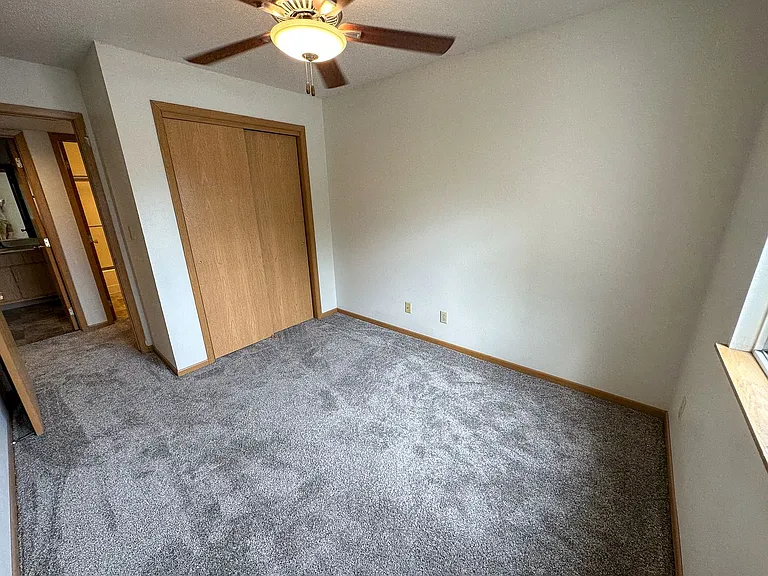221 Sheldon Ave — Photo 19
