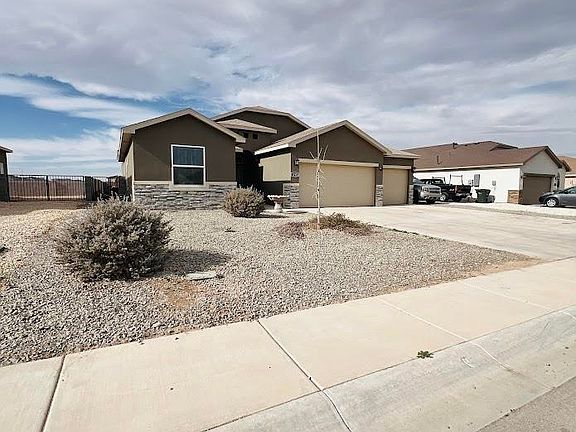 2nd image of 3707 Saguaro Dr