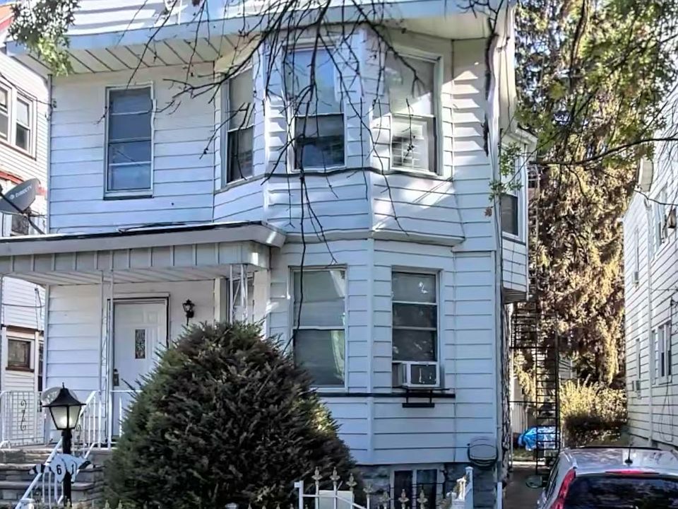 1st image of 61 Plymouth St #2/3