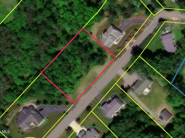 Dellert Dr, South Abington Township, PA 18411