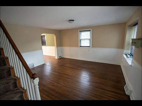 2nd image of 247 Childs Ave