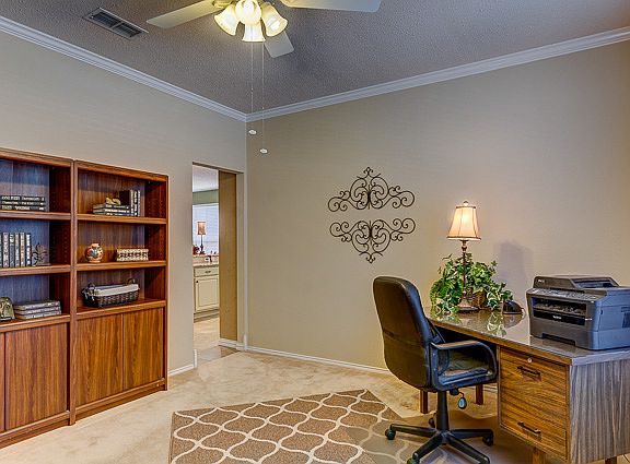 4th image of 432 Vasey Oak Dr