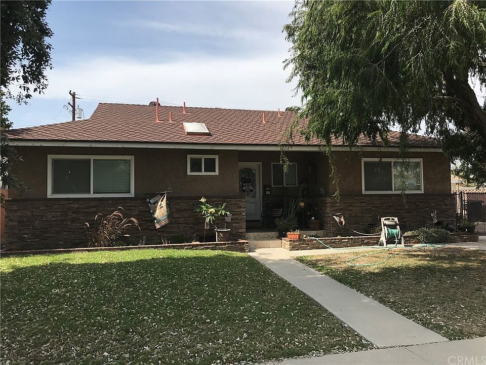 1st image of 2549 W Orange Ave