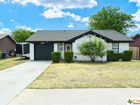 2nd image of 208 Spur Dr