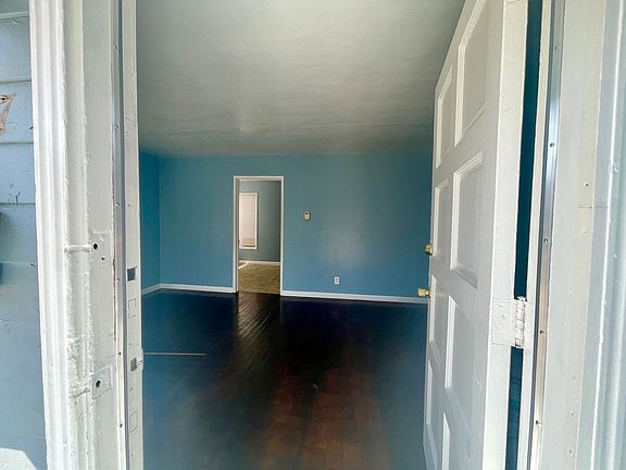 2nd image of 2837 69th Ave