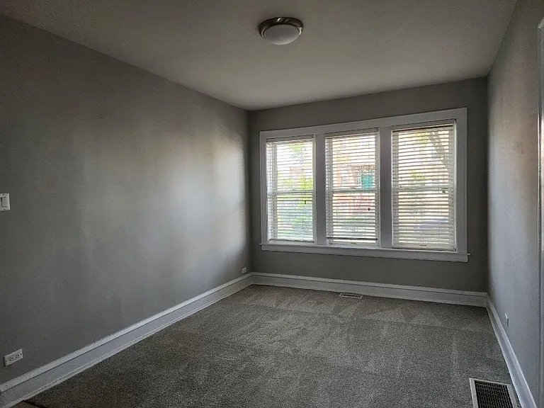 1501-1503 N Kolin 4316 4322 W — Photo 15