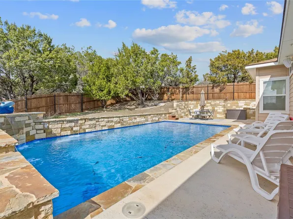2702 Cumberland Cv, Lago Vista, TX 78645