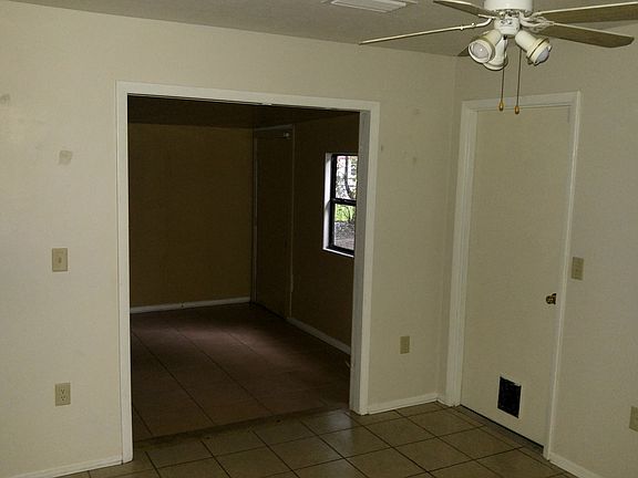 2nd image of 612 Limber Ln