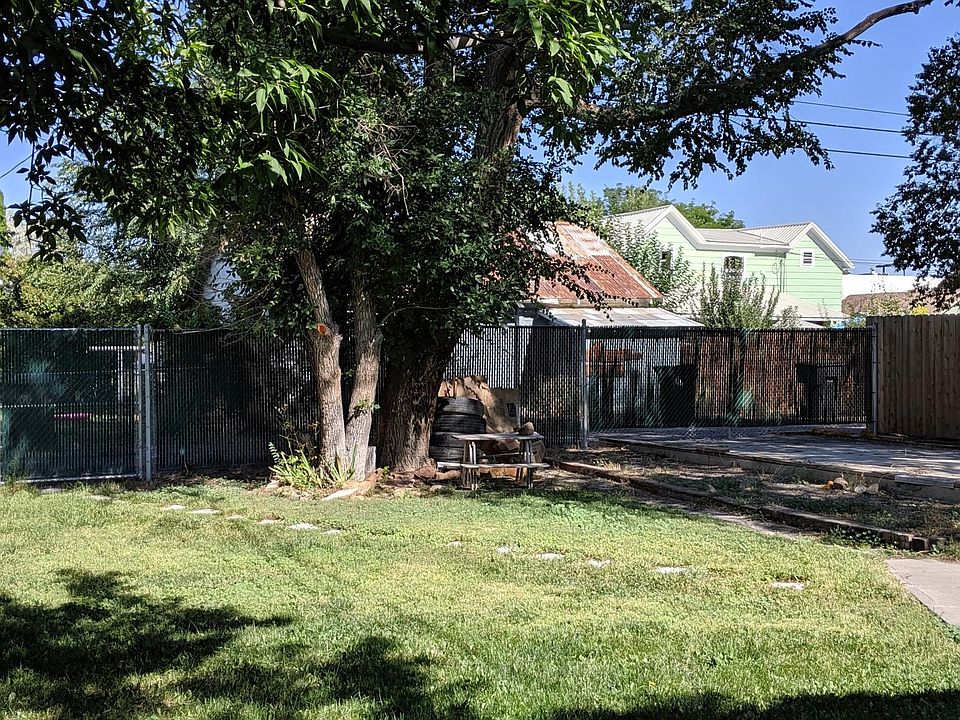 2nd image of 119 S 3rd St