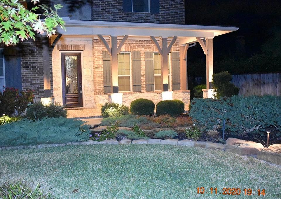 1st image of 23 Wooded Overlook Dr