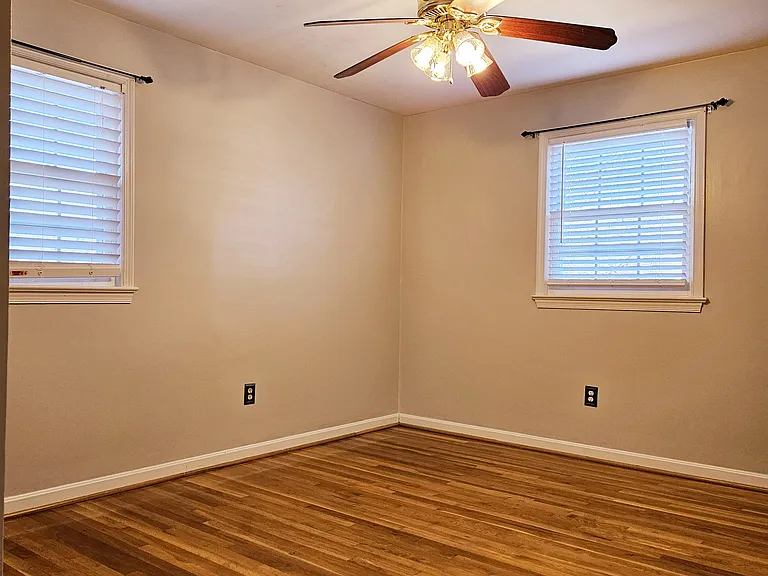 6602 Huntsman Blvd — Photo 14