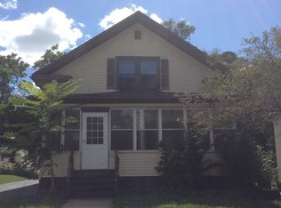 123 Warren Ave, Aurora, IL 60505