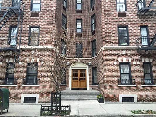 Rented by Waverly Realty Associates | media 16