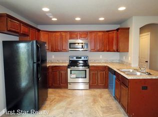 1640 Gallant Fox Ln, Prairie Grove, AR 72753
