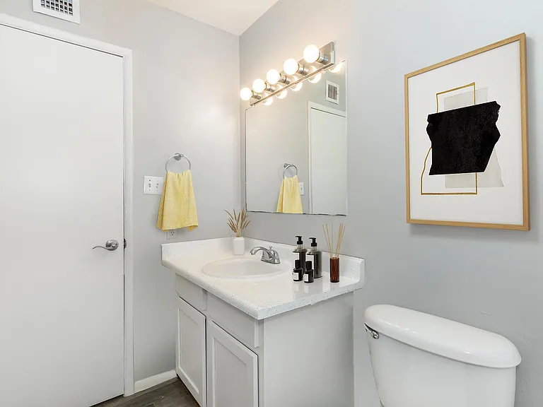 The Cara Apartments — Photo 9