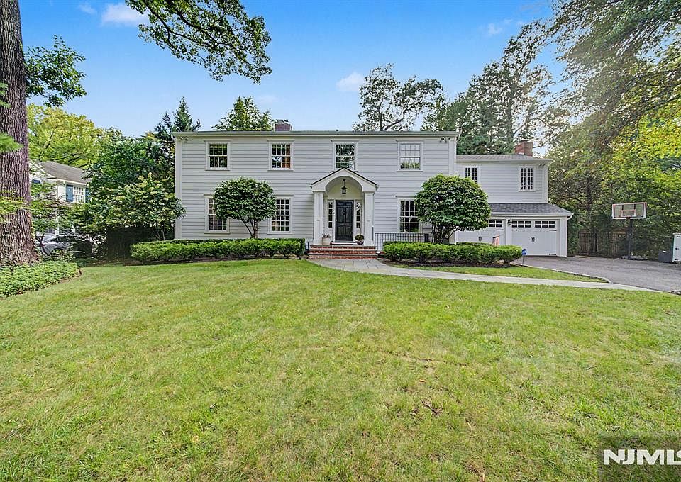 1st image of 22 Birchwood Place