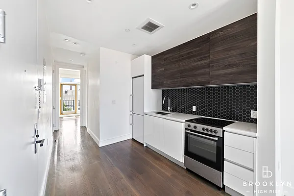 Rented by Brooklyn High Rise LLC | media 19