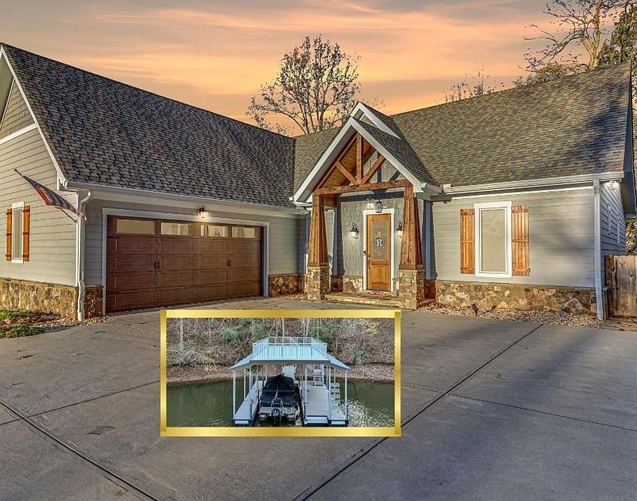 1st image of 3844 Clubhouse Dr