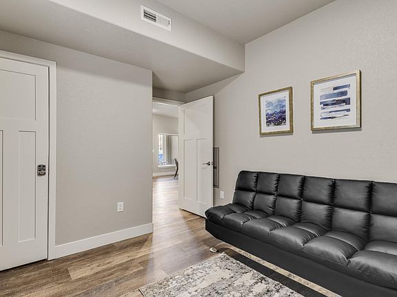 5th image of 5370 N Union Blvd