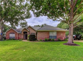 819 Doral Dr, Mansfield, TX 76063