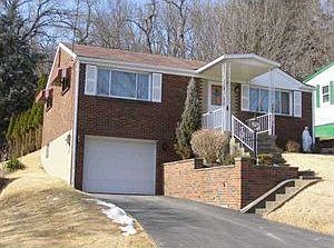 2nd image of 604 Hillcrest Dr