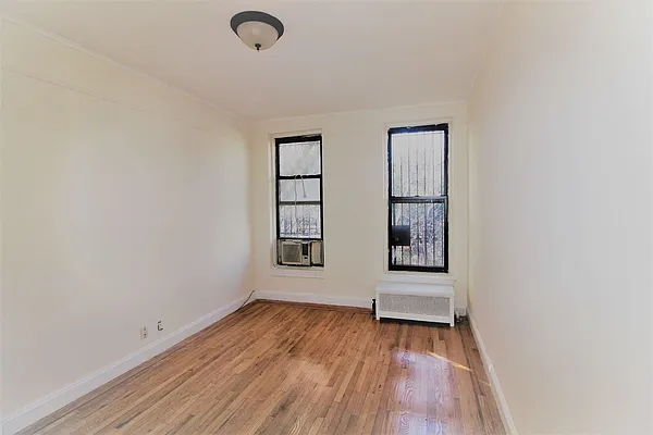 Rented by Compass | media 12