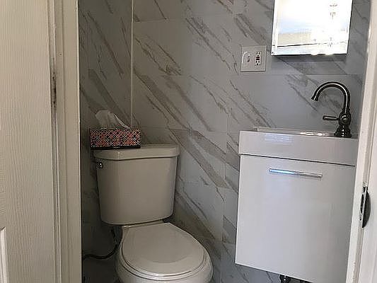 5th image of 414 E 78th St APT 4
