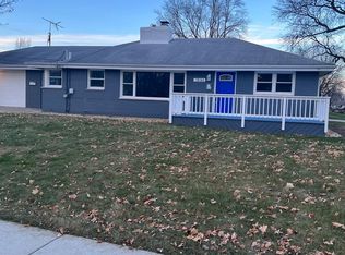 1562 Junior Pl, Elgin, IL 60123