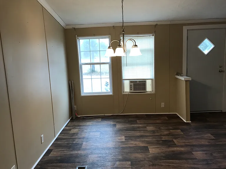 5066 Keyser Mill Rd — Photo 3