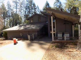 6601 Ray Family Ln, Magalia, CA 95954