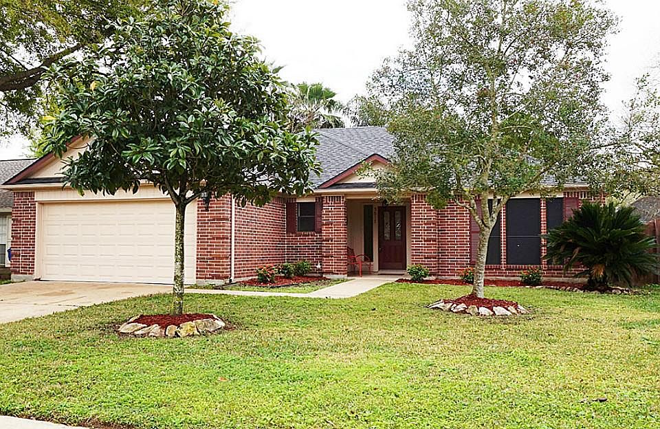 1st image of 5617 Village Park Dr
