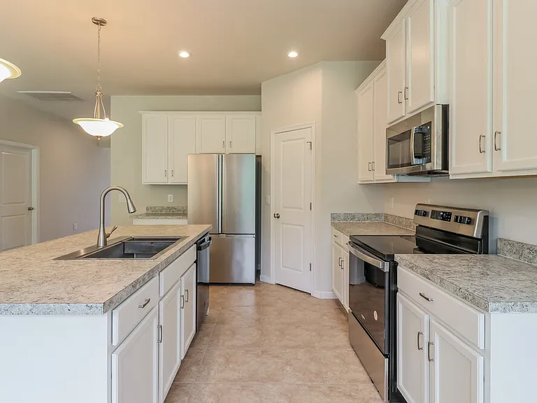 18424 Hunters Meadow Walk — Photo 6