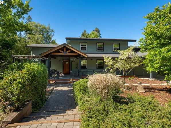 1837 Whistlers Park Rd, Roseburg, OR 97470