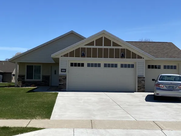 1818 Ladbrook Ln, Saint Cloud, MN 56303