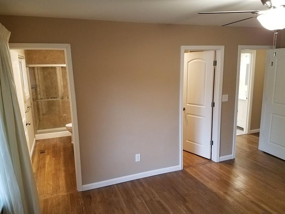 2nd image of 41609 Sycamore Dr