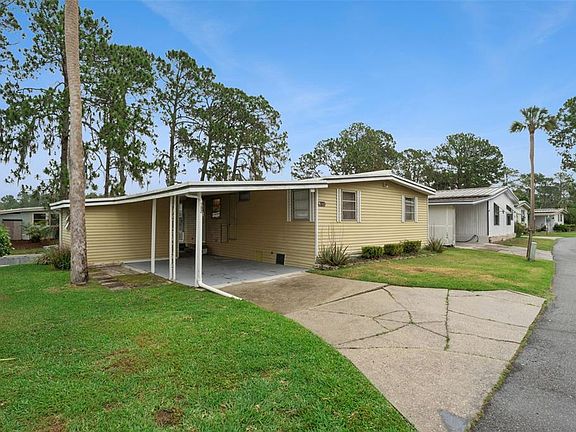 3rd image of 102 PARKLAND DRIVE