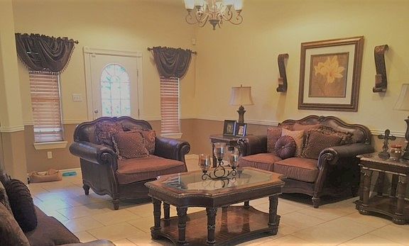 4th image of 307 Lilly Dr
