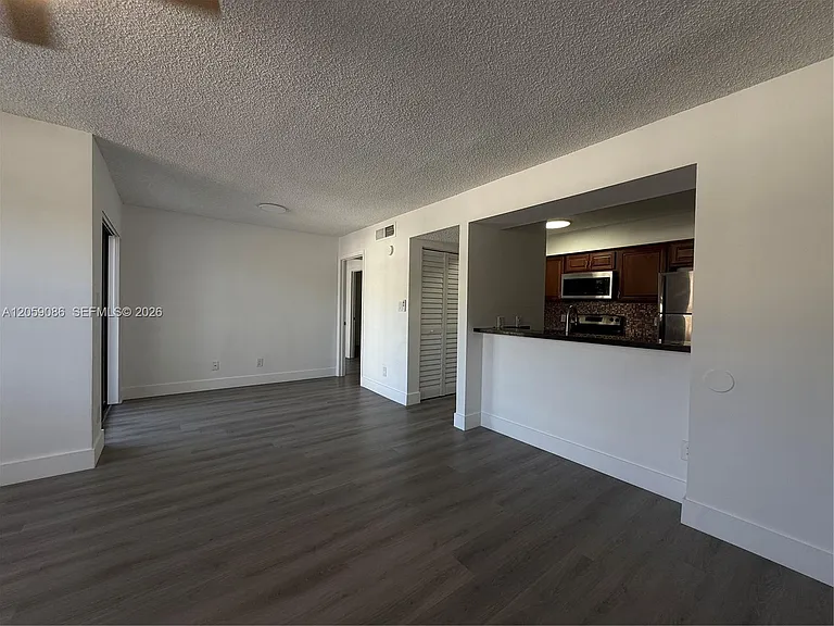 510 S Park Rd #2310 — Photo 6