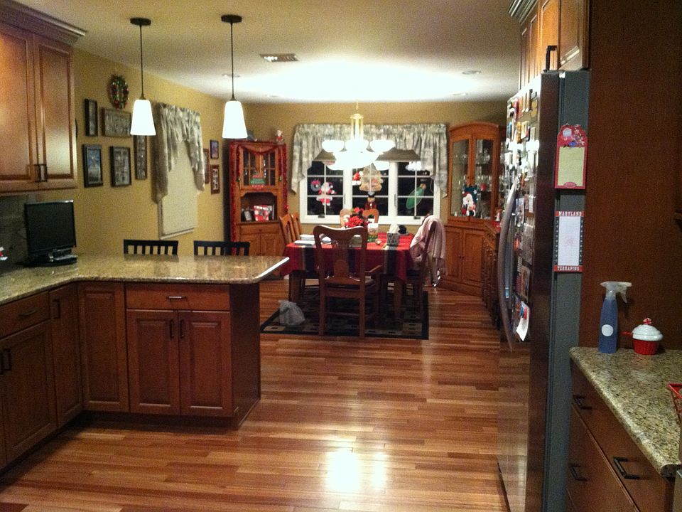 2nd image of 63 Euclid Ave