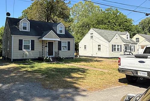 216 Brandon Rd Photo 1