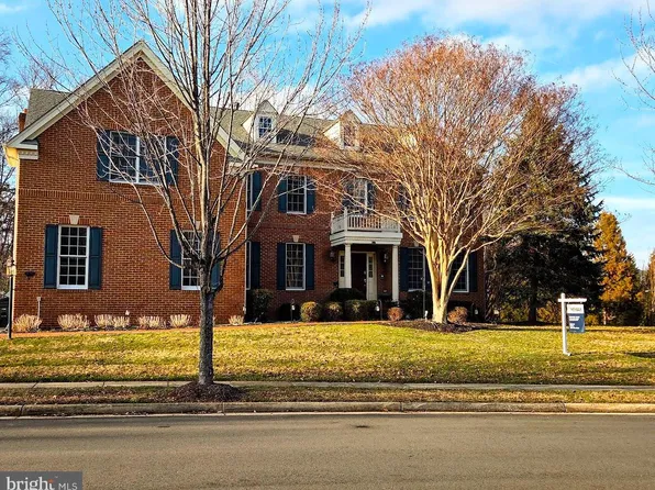 15792 Ryder Cup Dr, Haymarket, VA 20169