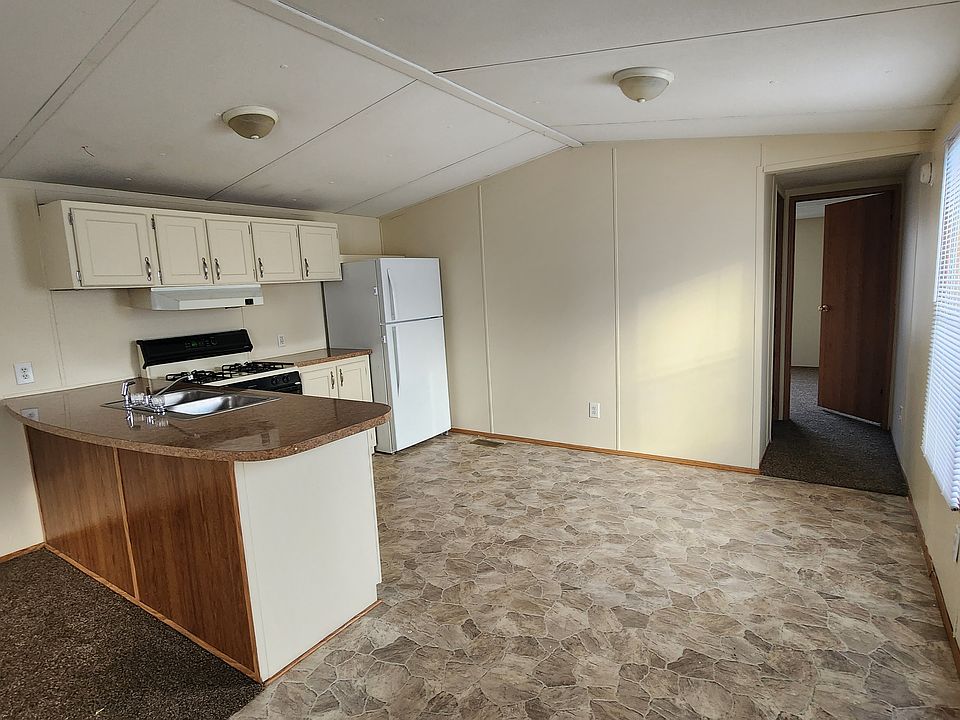 1st image of 1007 Foxtail Ct