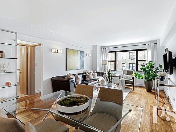 3rd image of 345 E 69th St APT 5G