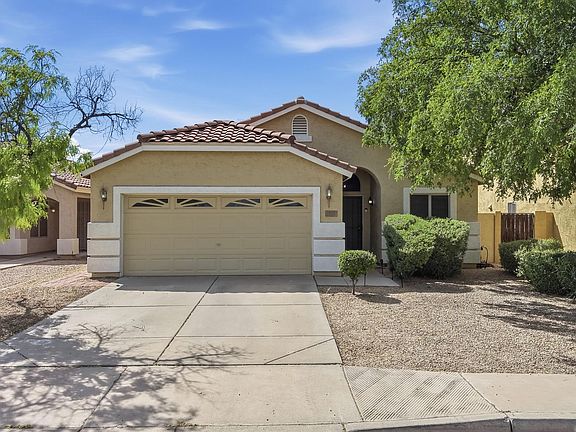 2nd image of 1300 S Heritage Drive