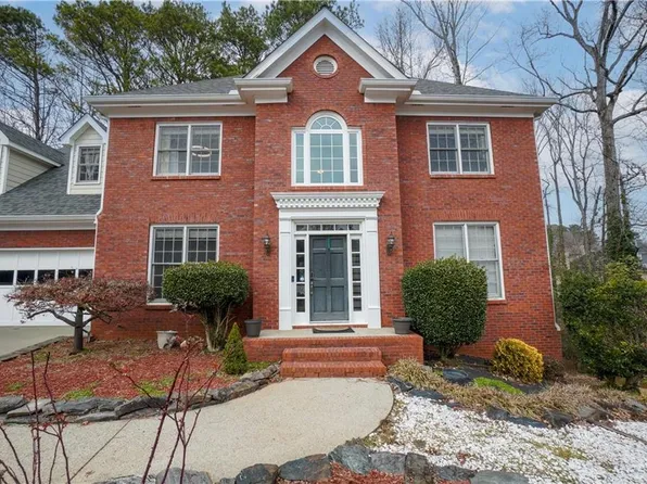 2275 Shore View Way, Suwanee, GA 30024