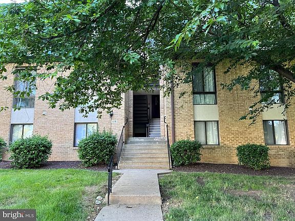 2nd image of 1016-201 Brinker Dr #201