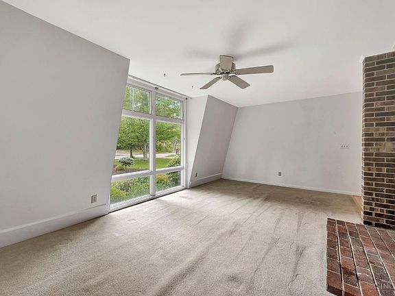 3rd image of 200 McKee Ave
